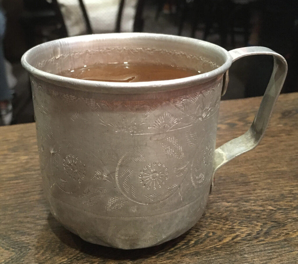 冷たいお茶