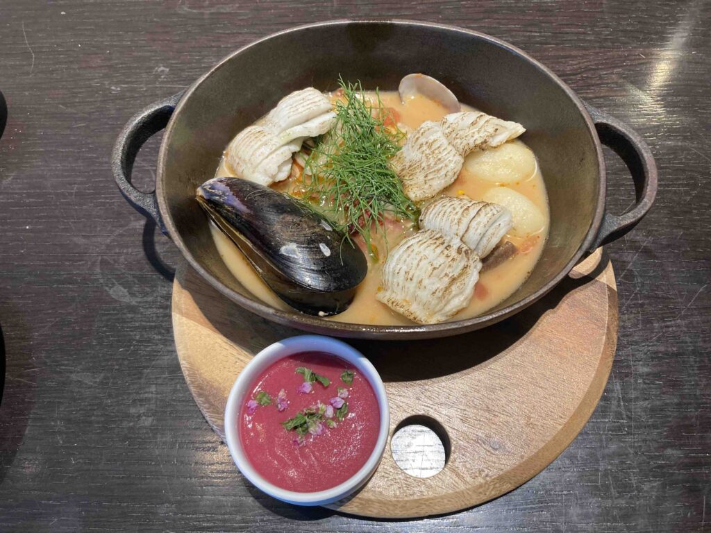 鱧のプレゼ ムール貝 空芯菜