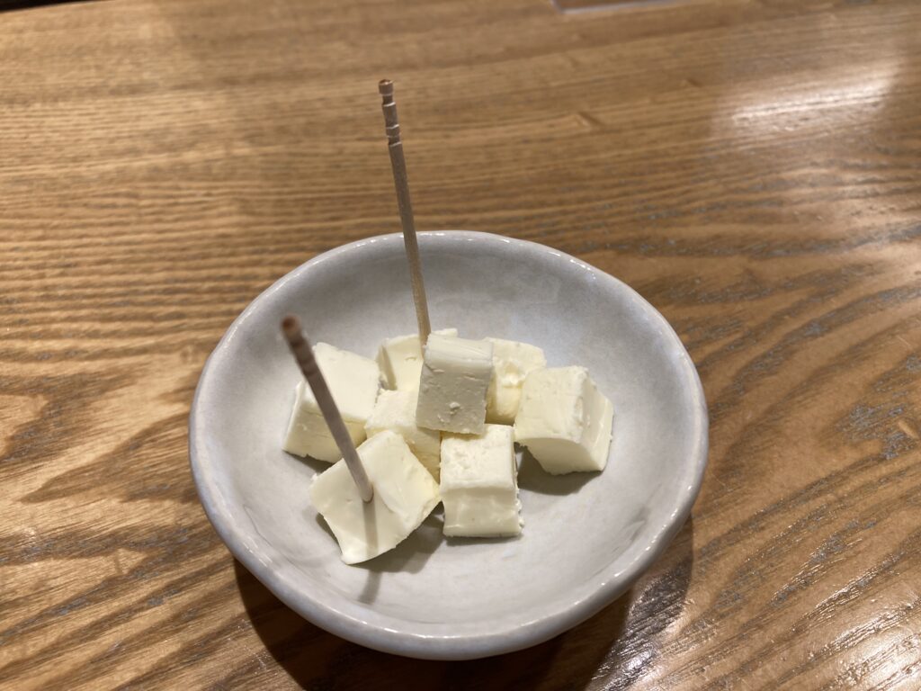 酒かすクリームチーズ　　¥３３０