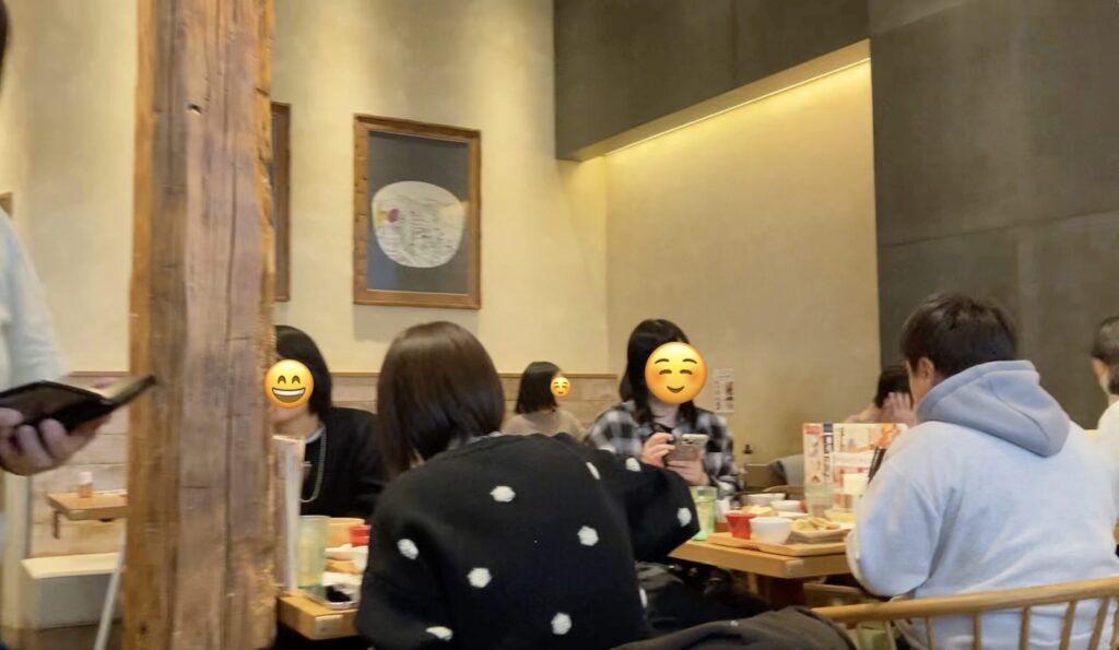 おぼんdeごはん　ラゾーナ川崎　店内