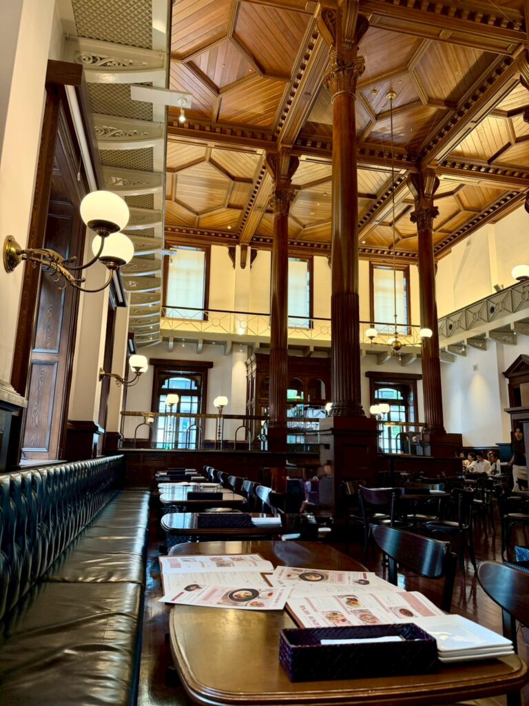 Café 1894内観